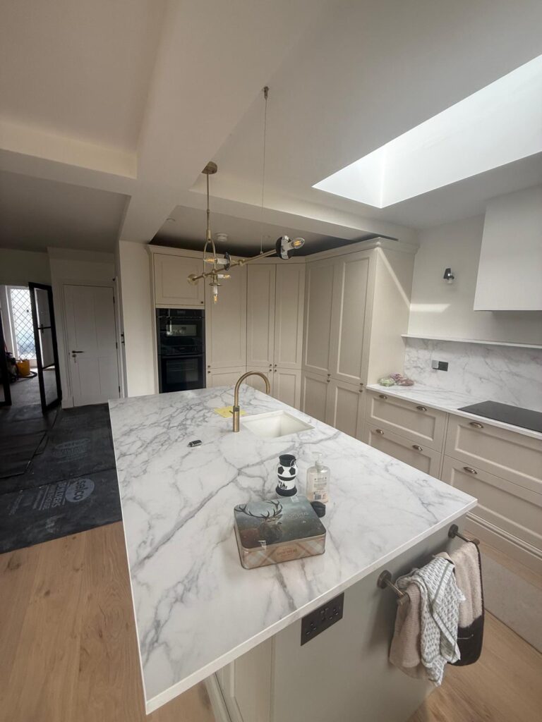 Quartz worktop and kitchen island fitted in Hammersmith, West London