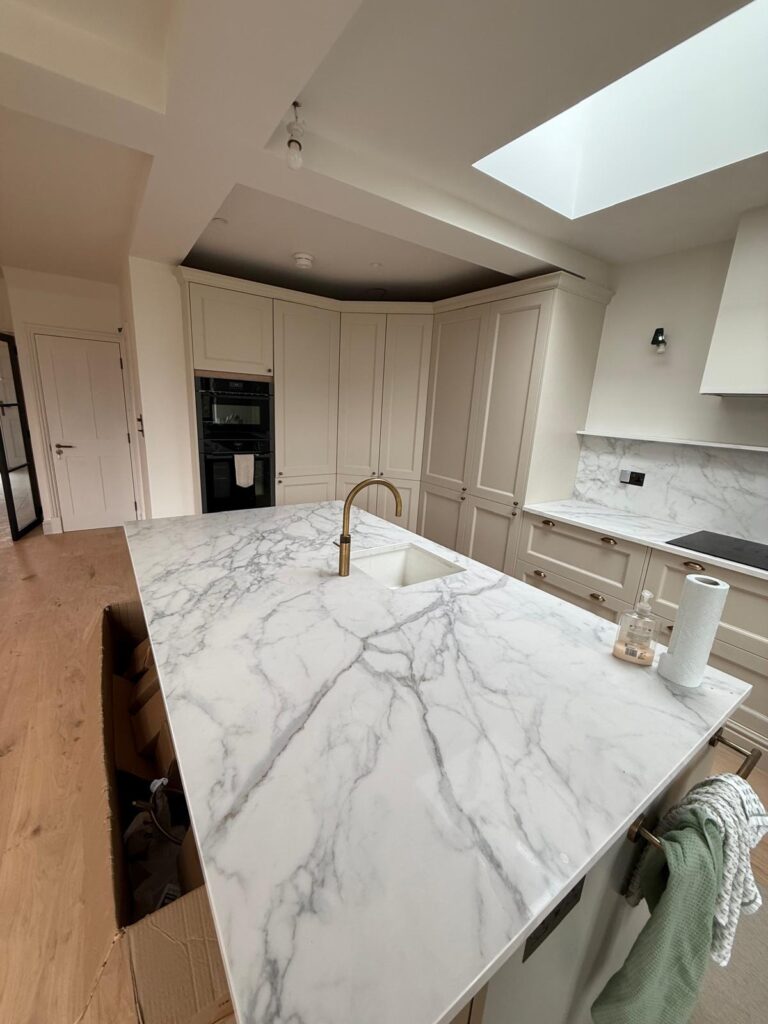Bespoke kitchen marble worktop with undermount sink, fitted in Chiswick W4 by R3 Carpentry